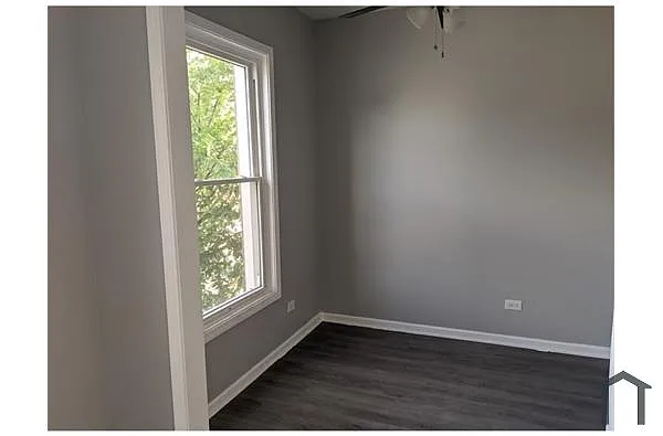 Building Photo - 8755 S Cottage Grove Ave #1