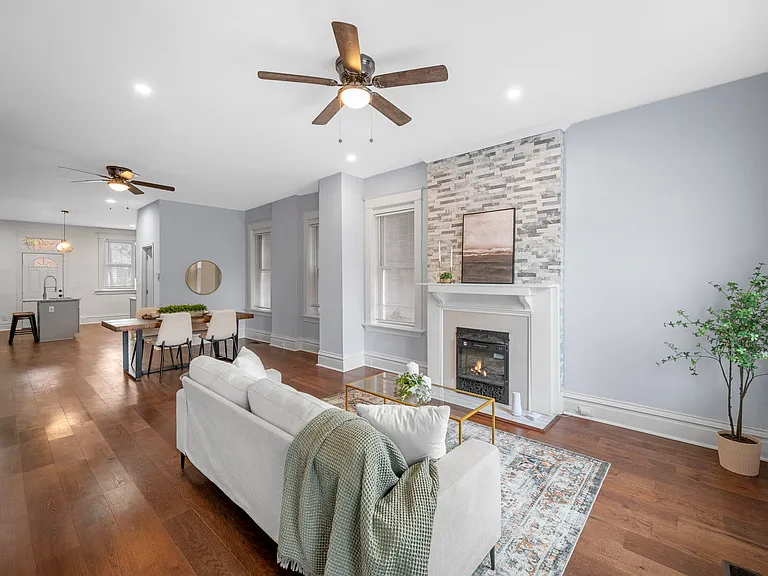 4247 Chouteau Ave — Photo 4