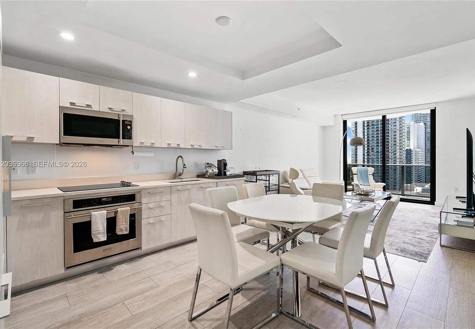 Brickell Heights West Con — Photo 1