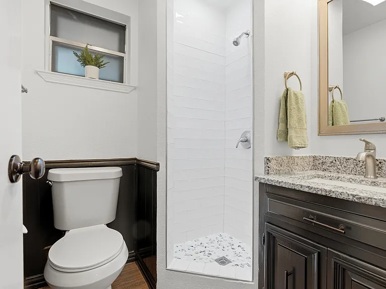 412 E Northgate Dr — Photo 26