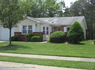 75 Meadowbrook Rd, Brick, NJ 08723