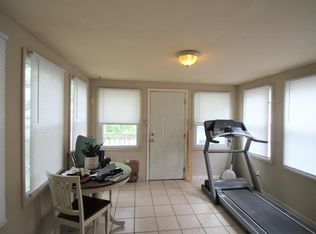 1206 SW Macvicar Ave, Topeka, KS 66604