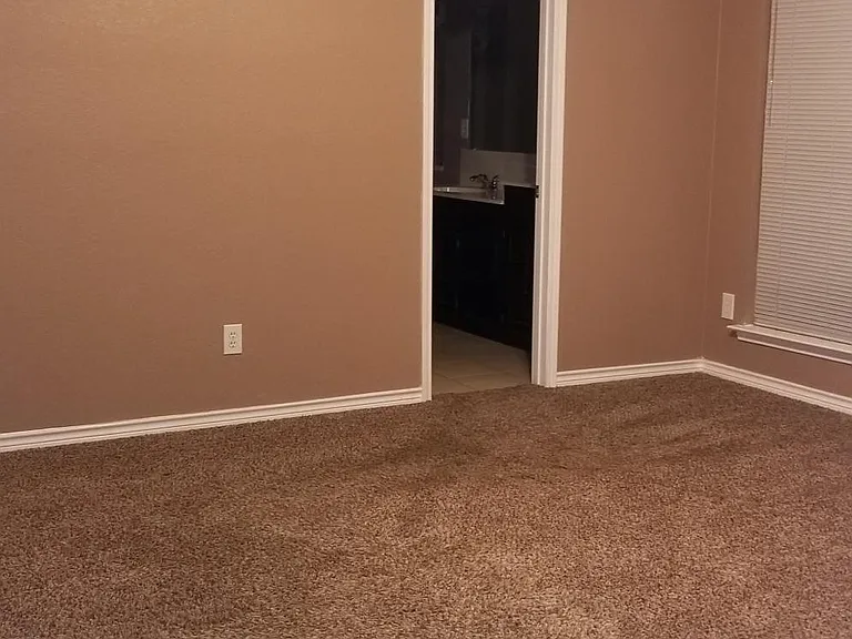 2333 Elkridge Dr — Photo 7