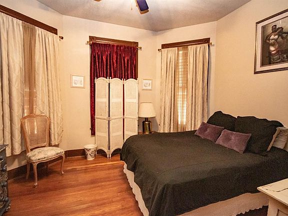 5th image of 3528 Avenue Q #1