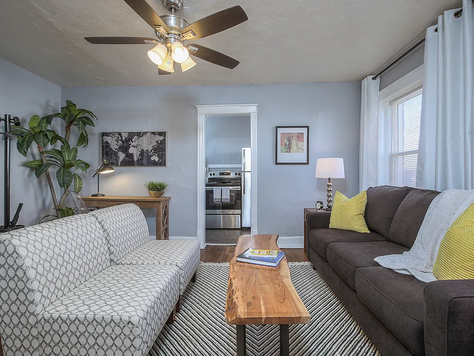 3721 Broadway Blvd #6