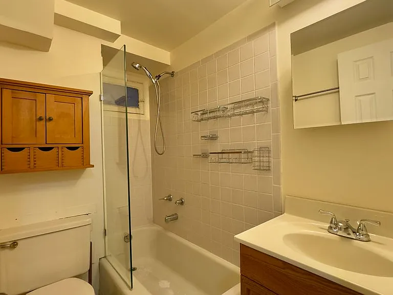 2811 N Calvert St — Photo 14