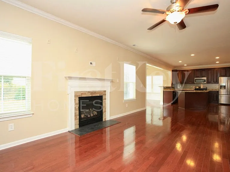 3009 Fallondale Rd — Photo 7
