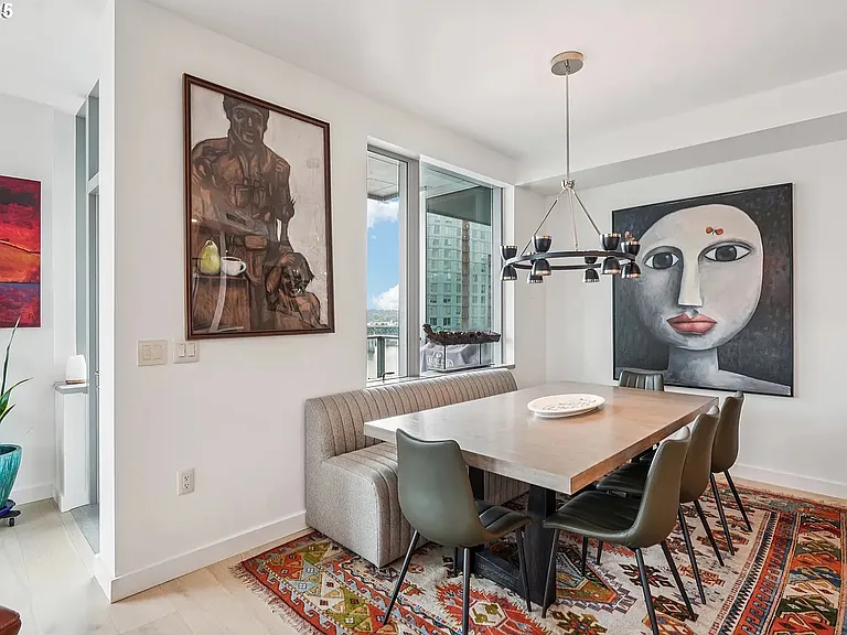 841 SW Gaines St #1400 — Photo 4