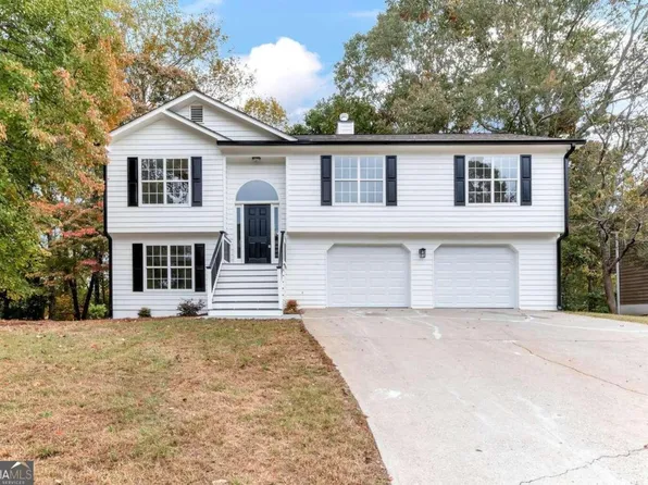 5435 Hunnington Mill Dr, Flowery Branch, GA 30542