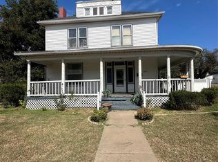 624 E Noble Ave, Guthrie, OK 73044