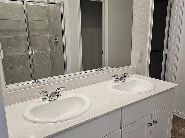2406 Bold Venture Dr — Photo 18