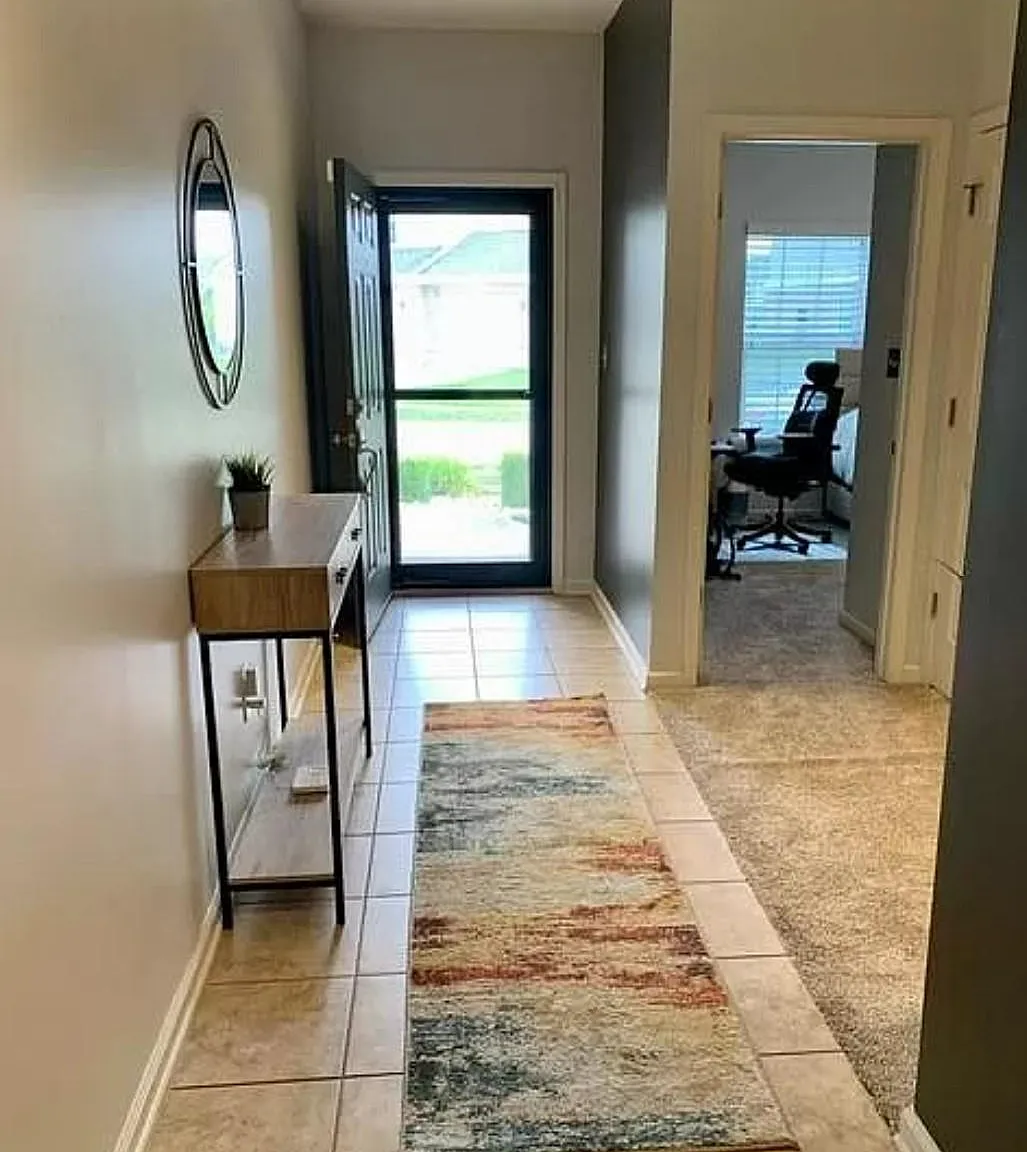 960 Baden Manor Dr — Photo 4