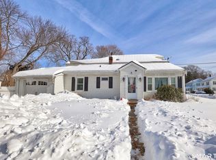 17 Rosedale Avenue, Waterbury, CT 06705