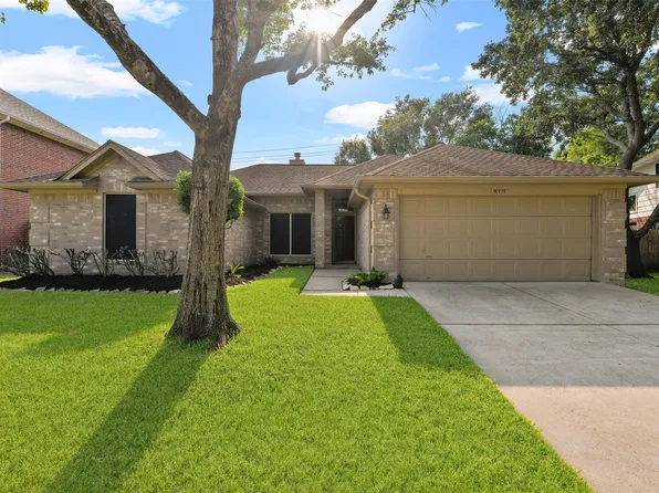 16010 Cedar Gully Dr, Friendswood, TX 77546