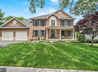 2218 W Greenleaf Dr, Frederick, MD 21702