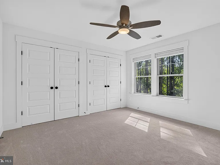 1490 Thurston Rd — Photo 31