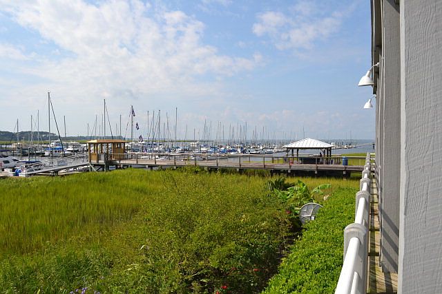 1st image of 123 Marina Dr