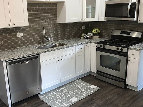 4th image of 1233 Brentwood Pl