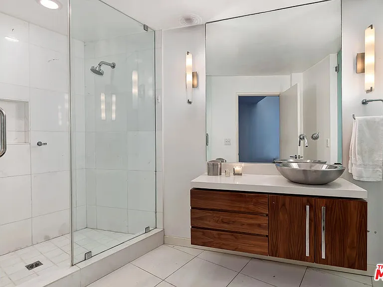 1730 Mount Olympus Dr — Photo 20