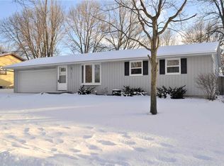 2949 Ferndale Dr, Green Bay, WI 54313