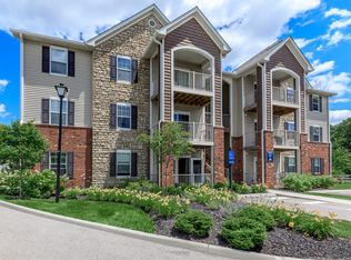 8495 Bella Woods Dr #123, Lewis Center, OH 43035