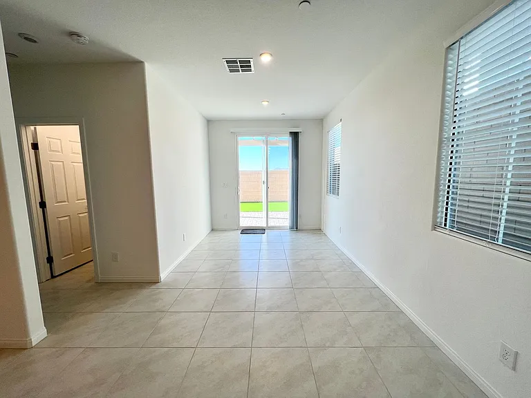 10937 Oregano Ave — Photo 13