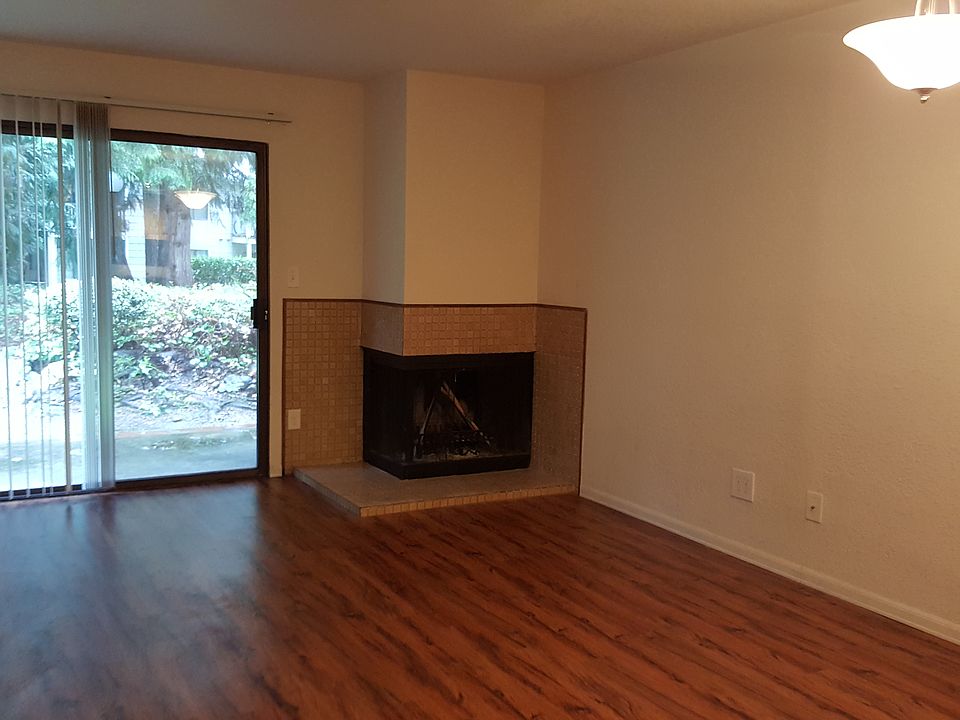 1st image of 33026 17th Pl S APT C102
