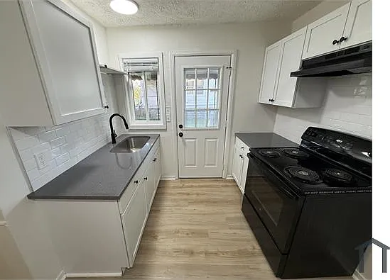 2 bed, 1200 sqft, $1,300 — Photo 4