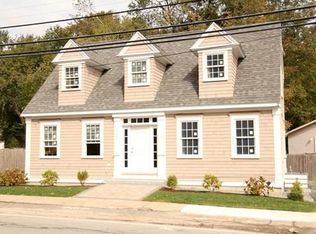 171 Lions Mouth Rd, Amesbury, MA 01913