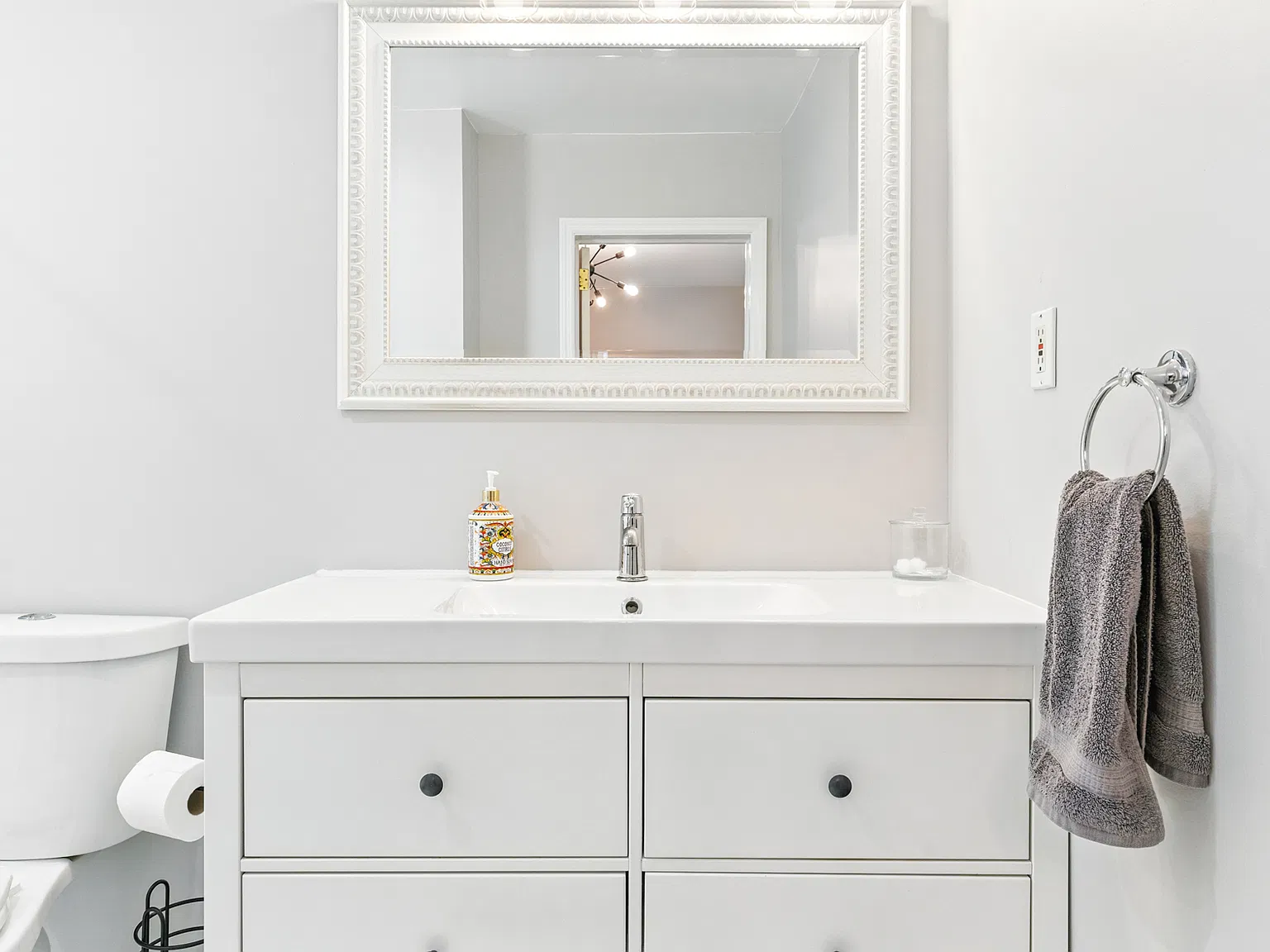 2 bed, 1200 sqft, $2,500 — Photo 3