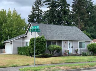 302 19th St NW, Puyallup, WA 98371