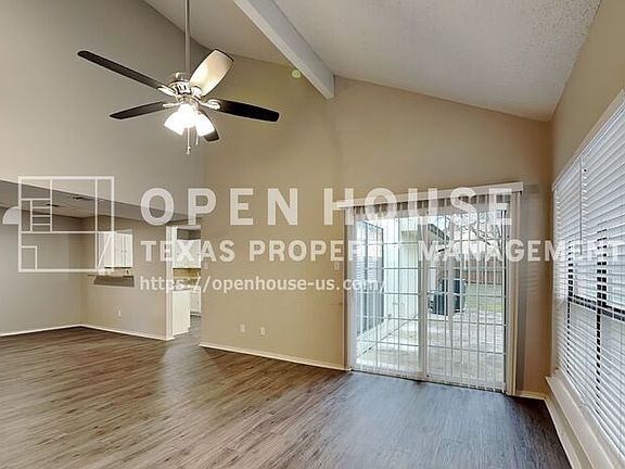 3rd image of 1403 Golden Gate Dr