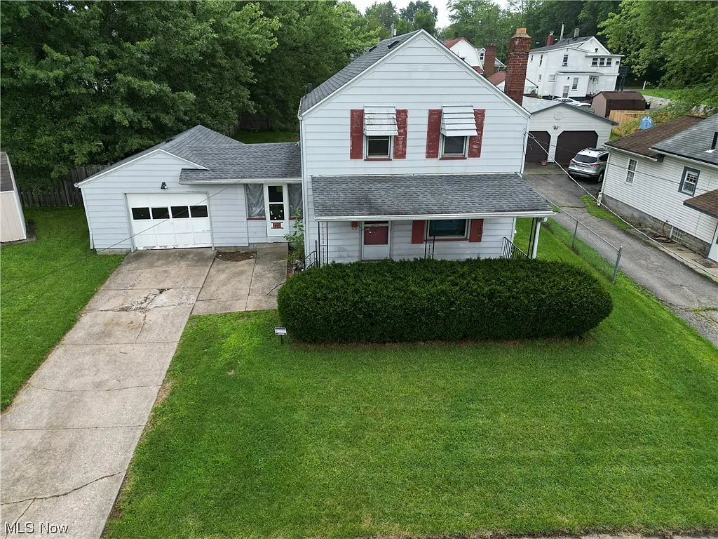 219 High Ave photo 1