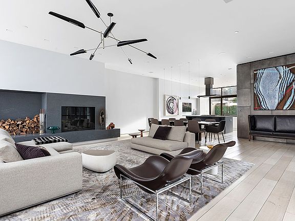 4th image of 141 Duane St Unit Penthouse