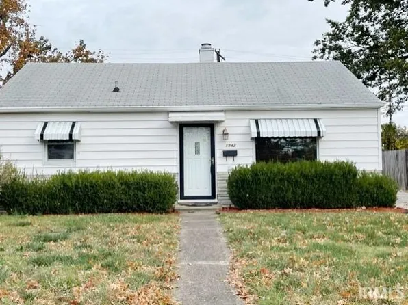 1942 Southeast Blvd, Evansville, IN 47714