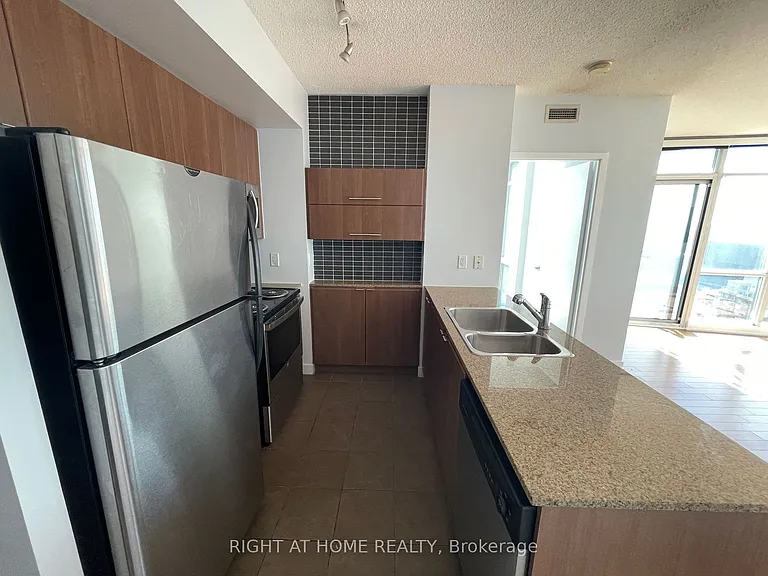 11 Brunel Ct #2615 — Photo 11