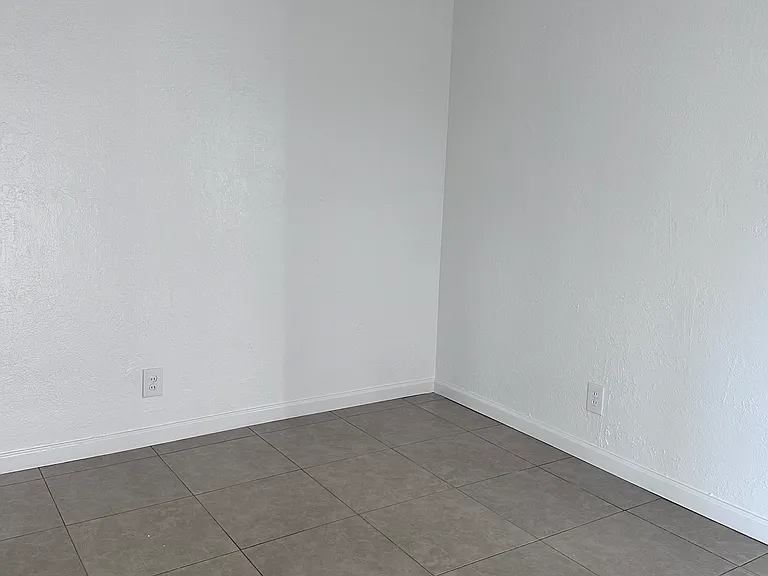 235 E Coolidge Ave #12 — Photo 17