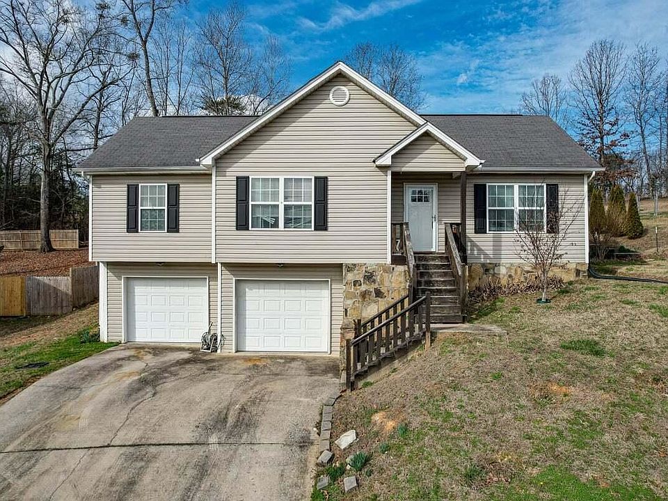 1st image of 319 Windsong Dr