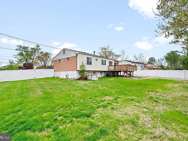 14236 Chadwick Ln — Photo 44