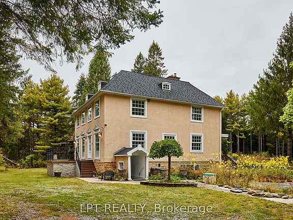5th image of 298 Wees Rd
