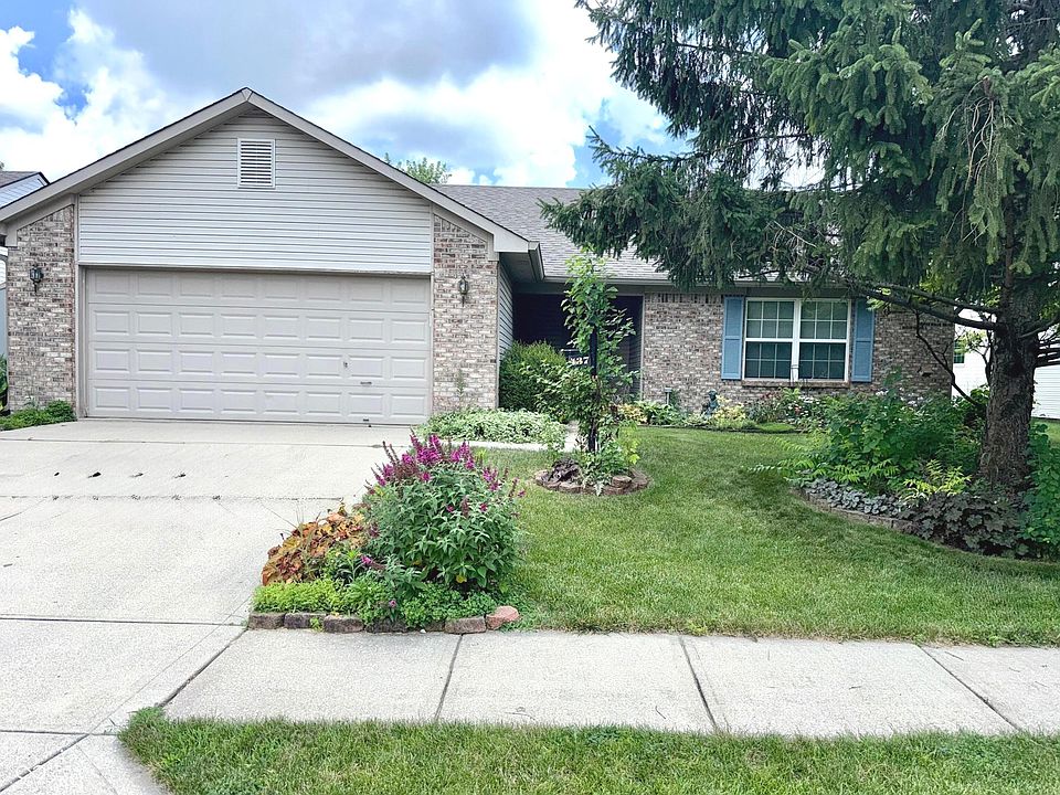 1st image of 437 E Pine Ridge Dr