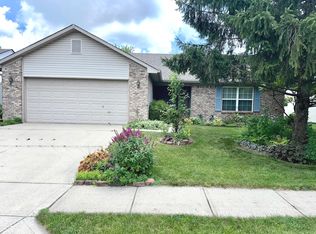 437 E Pine Ridge Dr, Westfield, IN 46074