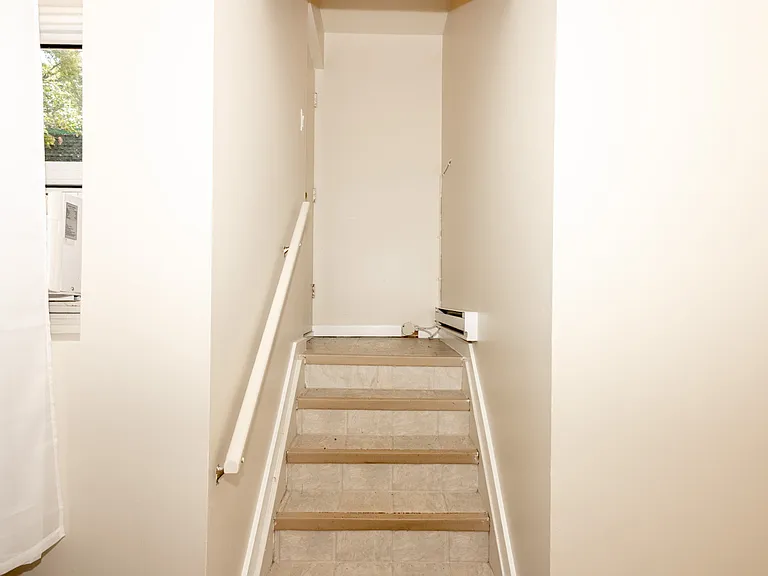 88 Southpark Dr #28 — Photo 33