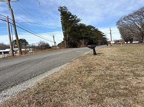 4th image of 3361 Midway Rd