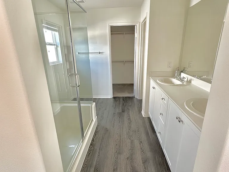 1338 Division Ct — Photo 14