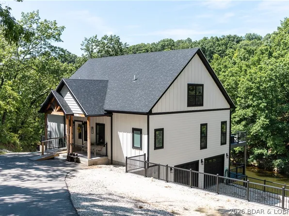 11 Cardinal Cir, Lake Ozark, MO 65049