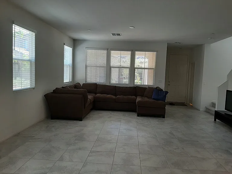 3203 McKenna Dawn Ave — Photo 9