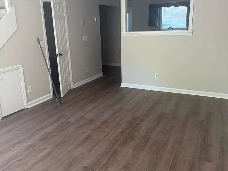 526 Whitener Dr #1 — Photo 3