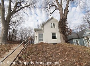 820 Ripley St, Davenport, IA 52803