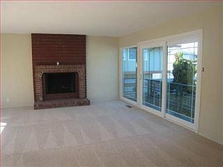5th image of 3275 Oakmont Dr
